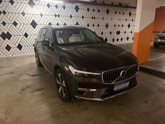 VOLVO XC60 2.0 T8 RECHARGE PLUS AWD GEARTRONIC